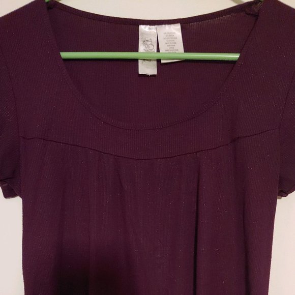 BOGO🎀Purple Tee with Sparkle- Size L - Picture 1 of 3